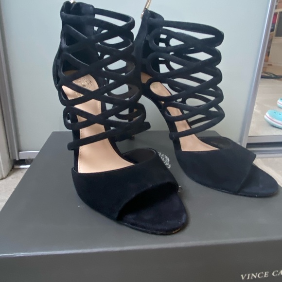Vince Camuto - Kirsi Woman’s cage suede, black dress sandal. Size 10. - Picture 2 of 11